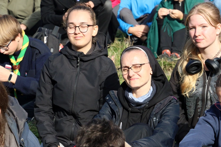 Spotkanie Młodych na Ślęży 2025 "Z nadzieją ku górze"