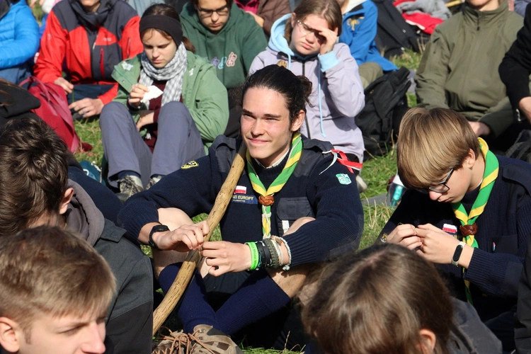 Spotkanie Młodych na Ślęży 2025 "Z nadzieją ku górze"