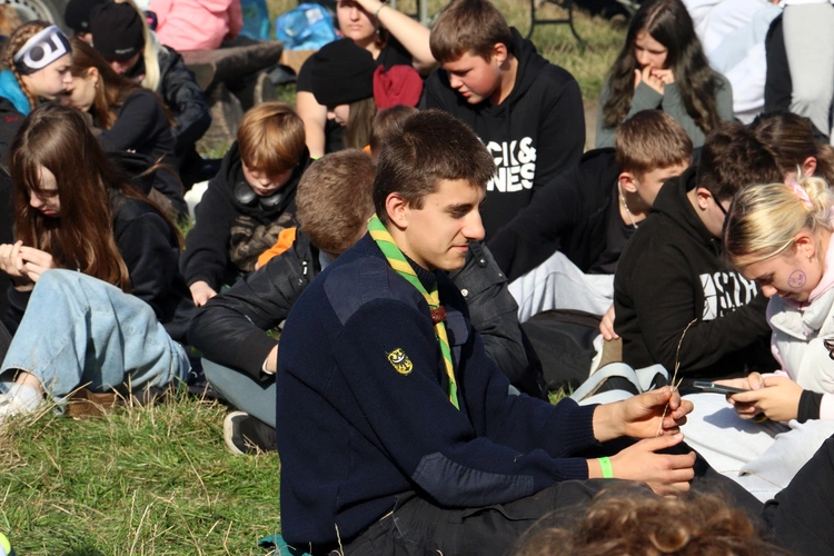 Spotkanie Młodych na Ślęży 2025 "Z nadzieją ku górze"