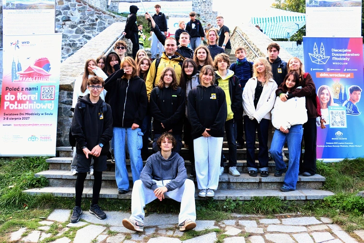 Spotkanie Młodych na Ślęży 2025 "Z nadzieją ku górze"