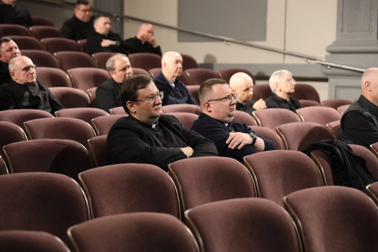 Szkolenie dla kapłanów