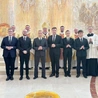 Czerń sutanny i biel dusz