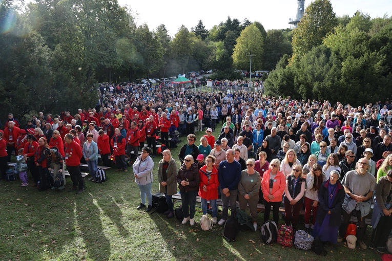 Z nadzieją ku Świętemu Krzyżowi