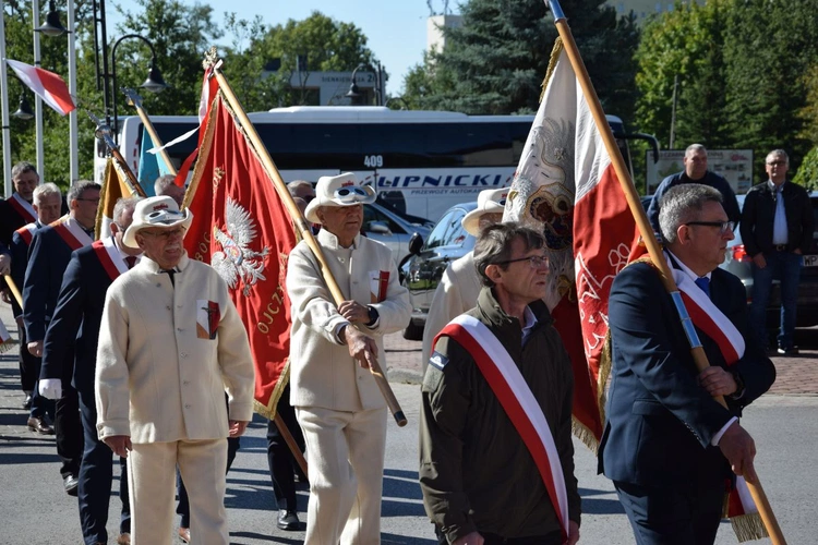 Pielgrzymka zbrojeniówki do MB Ostrobramskiej w Skarżysku-Kamiennej