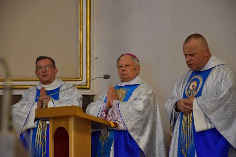 Pielgrzymka zbrojeniówki do MB Ostrobramskiej w Skarżysku-Kamiennej