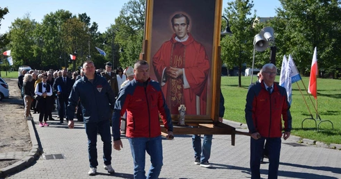 Pracownicy zbrojeniówki z całej Polski modlili się u Matki Bożej Miłosierdzia