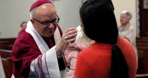 "Umrzeć z nadziei". Modlitwa za uchodźców, którzy zginęli w drodze do Europy