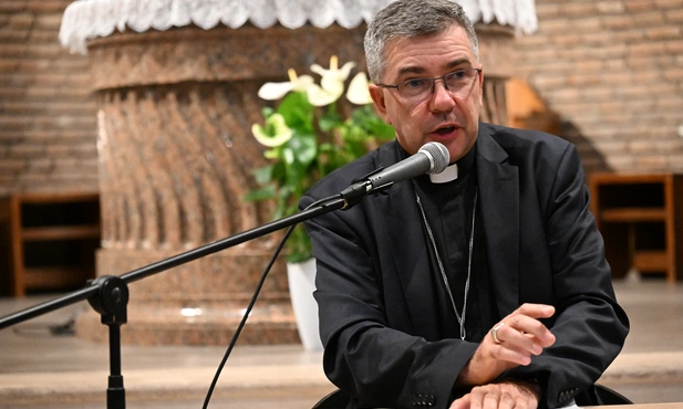 bp Wojciech Osial