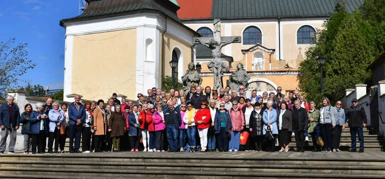 Wolontariusze parafialnych zespołów Caritas z wizytą u Jutrzenki Nadziei w Grodowcu