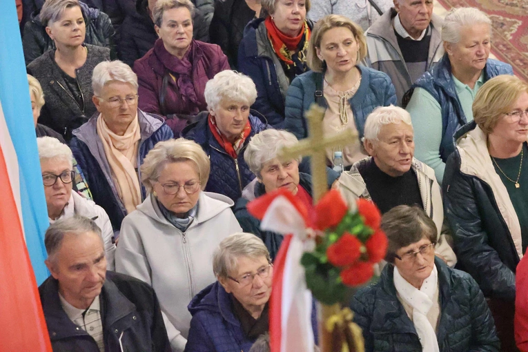 Pielgrzymka Straży Honorowej do Limanowej