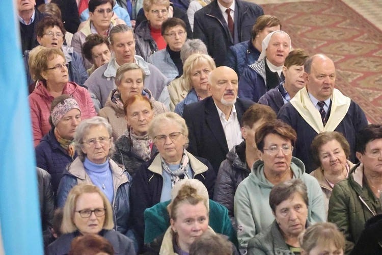 Pielgrzymka Straży Honorowej do Limanowej