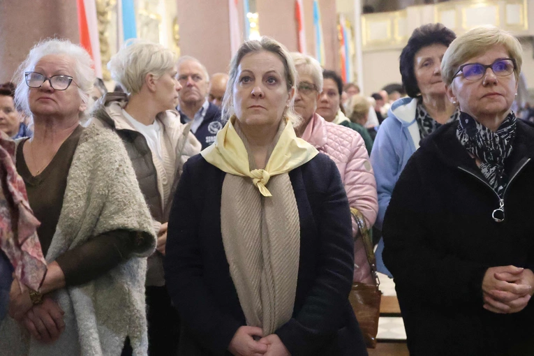 Pielgrzymka Straży Honorowej do Limanowej
