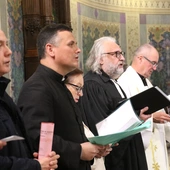 Płock. Z ogrodu bliżej do jedności