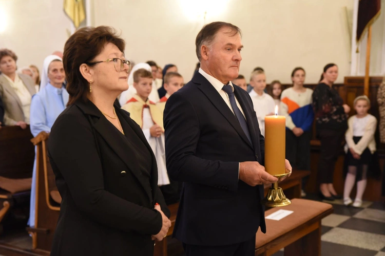 700 lat parafii w Iwkowej