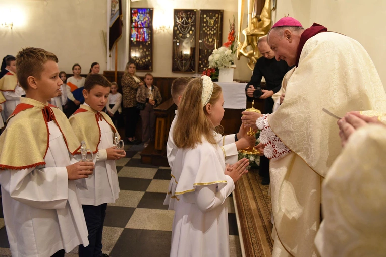 700 lat parafii w Iwkowej