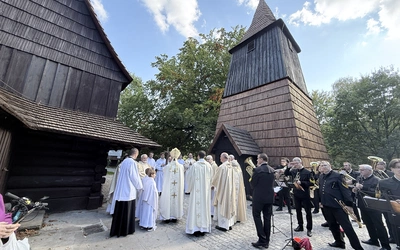 Poświęcenie odnowionego kościoła św. Michała