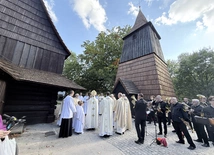 Poświęcenie odnowionego kościoła św. Michała