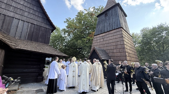 Poświęcenie odnowionego kościoła św. Michała