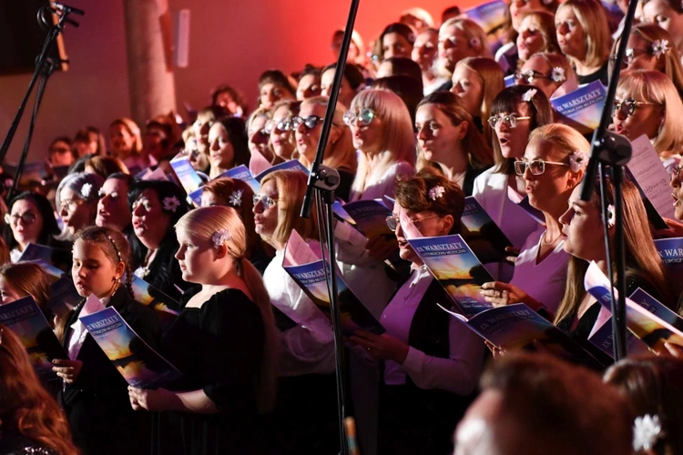 Koncert Wielbienia na zakończenie Zielonogórskich Warsztatów Liturgiczno-Muzycznych