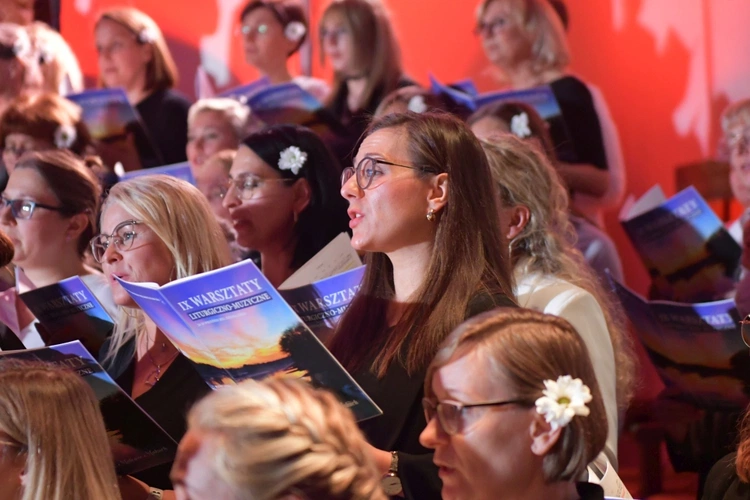 Koncert Wielbienia na zakończenie Zielonogórskich Warsztatów Liturgiczno-Muzycznych