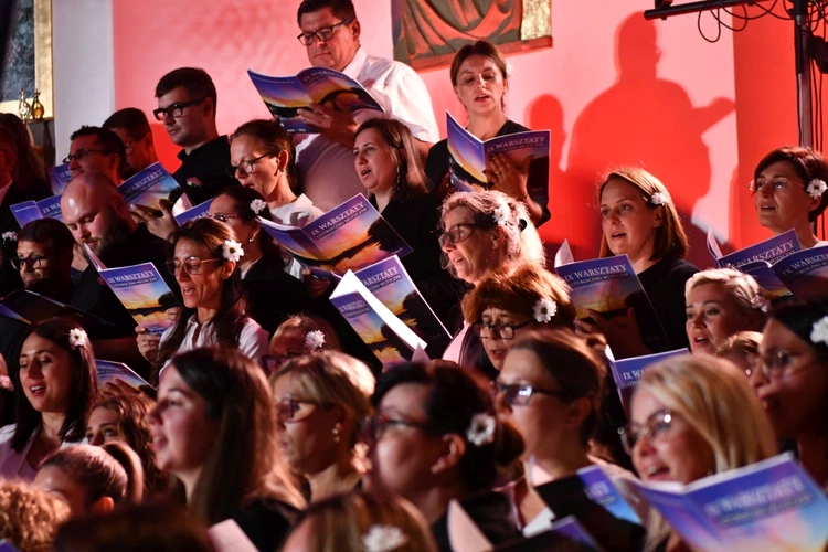Koncert Wielbienia na zakończenie Zielonogórskich Warsztatów Liturgiczno-Muzycznych