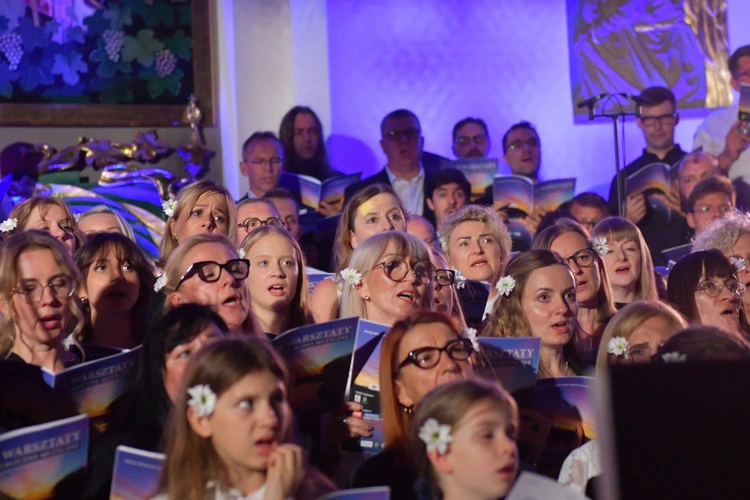 Koncert Wielbienia na zakończenie Zielonogórskich Warsztatów Liturgiczno-Muzycznych