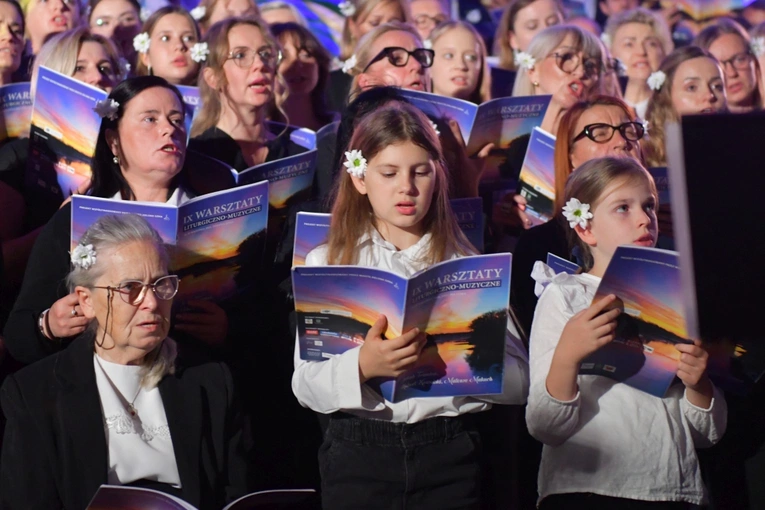 Koncert Wielbienia na zakończenie Zielonogórskich Warsztatów Liturgiczno-Muzycznych