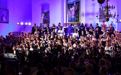 Koncert Wielbienia na zakończenie Zielonogórskich Warsztatów Liturgiczno-Muzycznych