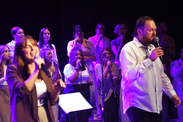 Chór Skrzydła w Radwanicach