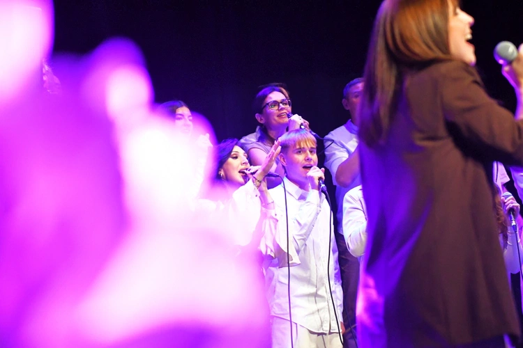 Chór Skrzydła w Radwanicach