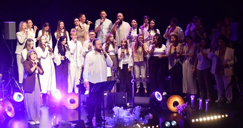 Chór Skrzydła w Radwanicach