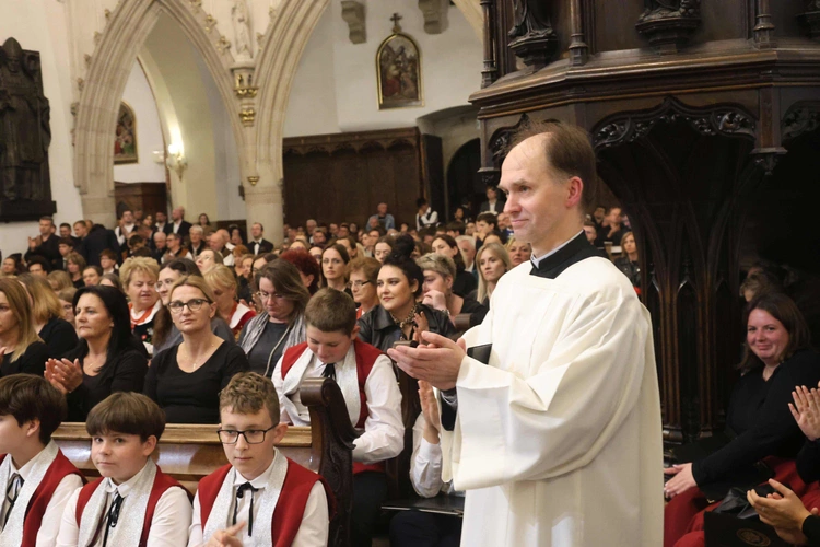 Sacra Ecclesiae Cantio