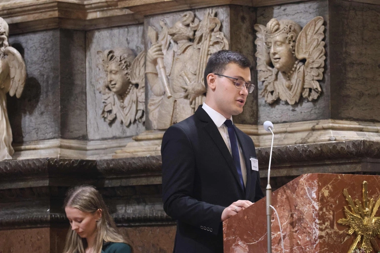 Sacra Ecclesiae Cantio