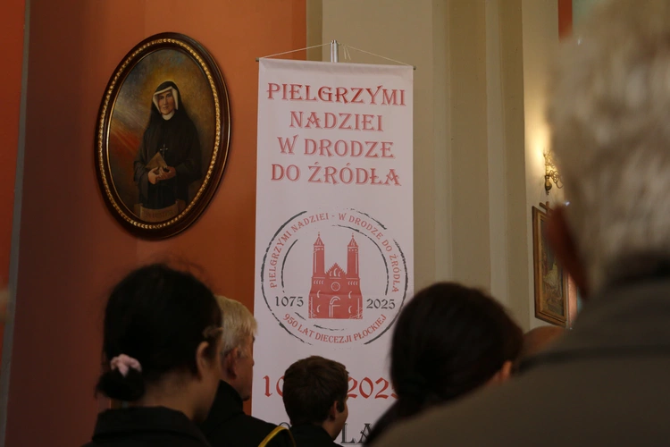 Smardzewo. Wprowadzenie relikwii św. Andrzeja Boboli i bł. kard. Stefana Wyszyńskiego