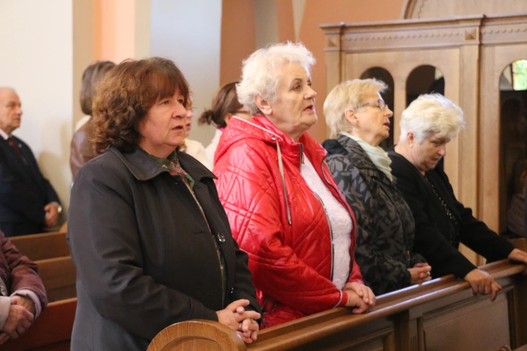 Smardzewo. Wprowadzenie relikwii św. Andrzeja Boboli i bł. kard. Stefana Wyszyńskiego