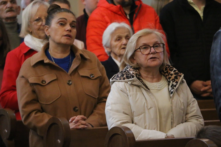 Smardzewo. Wprowadzenie relikwii św. Andrzeja Boboli i bł. kard. Stefana Wyszyńskiego