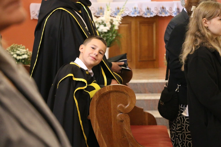 Smardzewo. Wprowadzenie relikwii św. Andrzeja Boboli i bł. kard. Stefana Wyszyńskiego