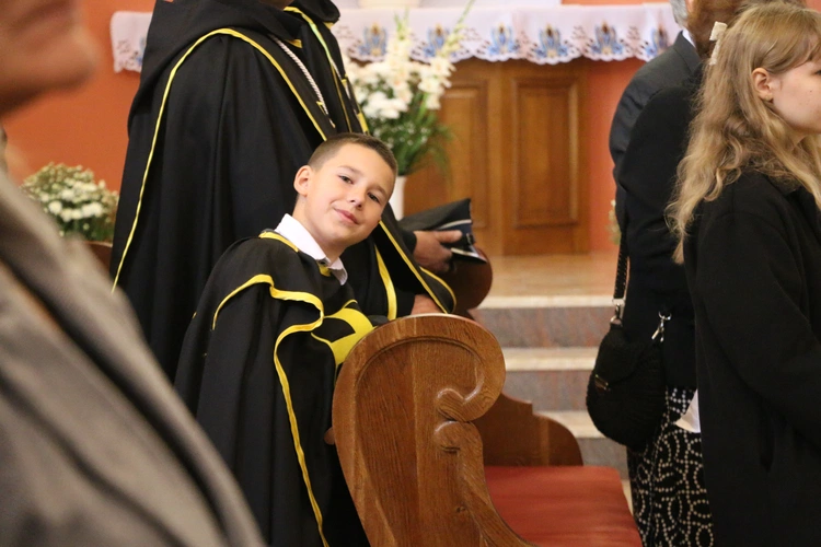 Smardzewo. Wprowadzenie relikwii św. Andrzeja Boboli i bł. kard. Stefana Wyszyńskiego