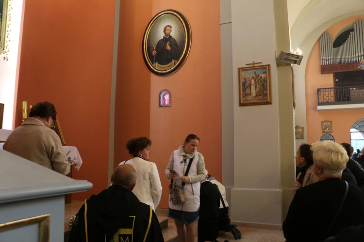 Smardzewo. Wprowadzenie relikwii św. Andrzeja Boboli i bł. kard. Stefana Wyszyńskiego