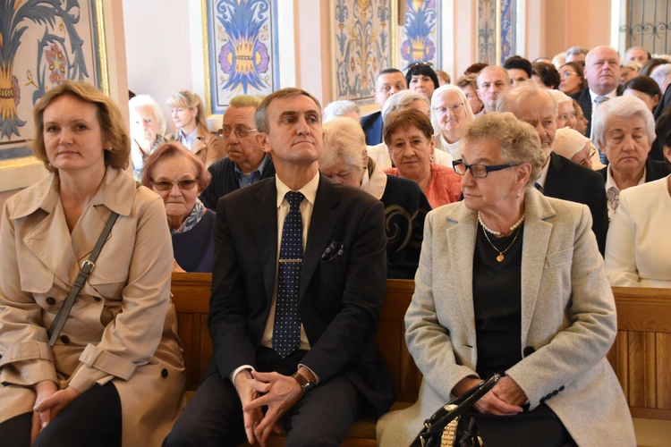 Mława. Dziękczynienie za 80 lat posługi sióstr misjonarek Świętej Rodziny