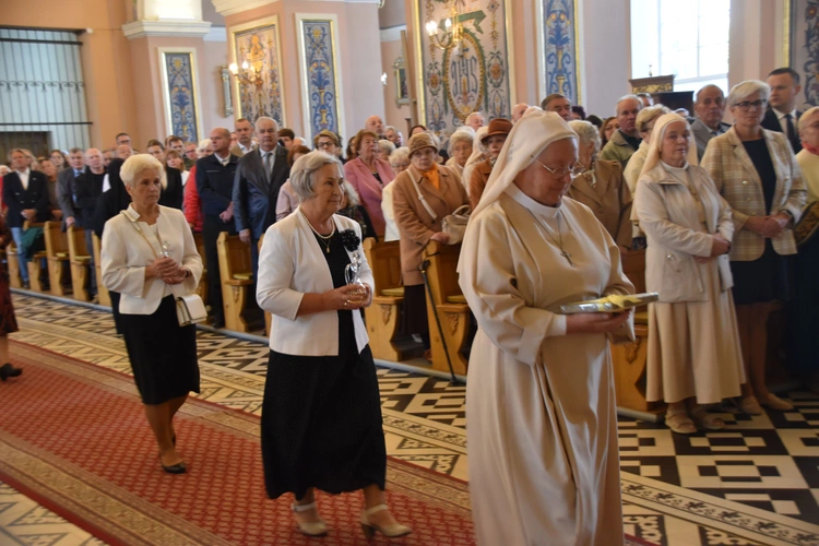 Mława. Dziękczynienie za 80 lat posługi sióstr misjonarek Świętej Rodziny