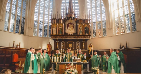 Historia, pamięć i nowe otwarcie