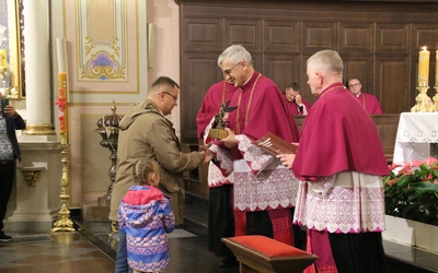 Płock. W nagrodę za wiarę i bezinteresowność