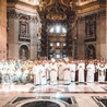 Jubileuszowe świętowanie zwieńczyła Eucharystia przy ołtarzu Tronu Piotrowego.