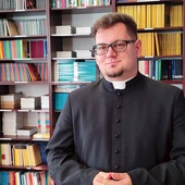  Ks. Tomasz Metelica mówi, że są nowi kandydaci do seminarium.