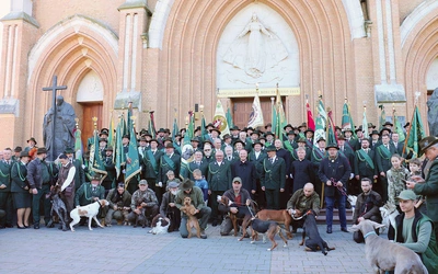 Po Mszy św. przed radomską katedrą. 