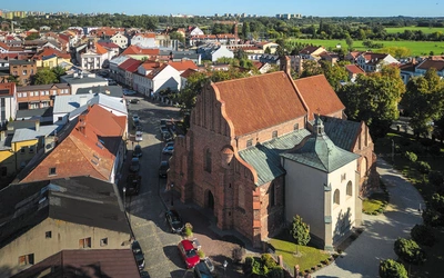Kościół św. Bartłomieja w Koninie to gotyk z dodatkiem renesansowej kaplicy. 