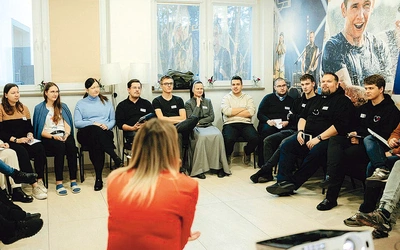Chcesz, żeby twoja praca z młodymi była skuteczna, a spotkania pełne życia? Zapisz się!