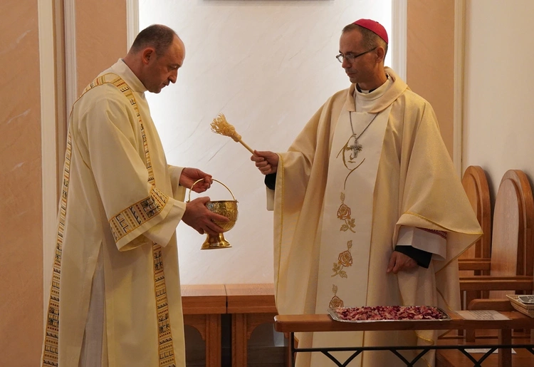 Ze św. Teresą od Dzieciątka Jezus u wrocławskich karmelitanek bosych