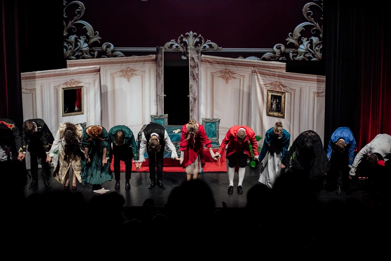"Świętoszek" w wykonaniu Teatru z Klasą